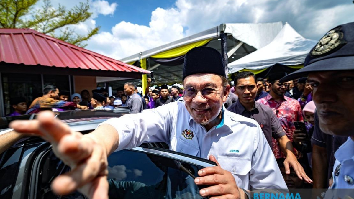 Anwar To Address KWAP-eFishery Losses in Parliament Tomorrow