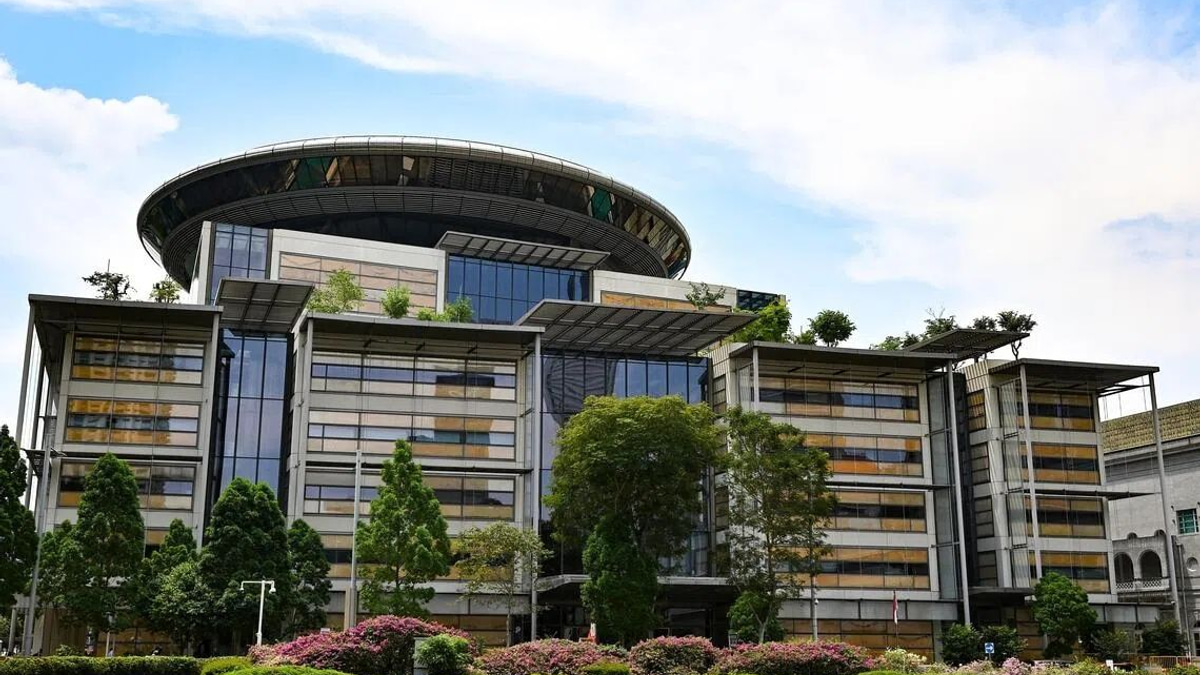 Singapore Court Rejects Cybercrime Suspect's Bid to Challenge Police Seizure